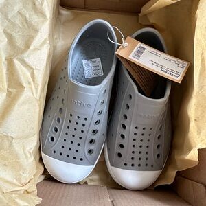 Native Shoes Jefferson in Pigeon Grey and Shell White